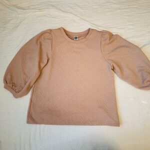 Soft pink Anne Klein sweater with puffed sleeve